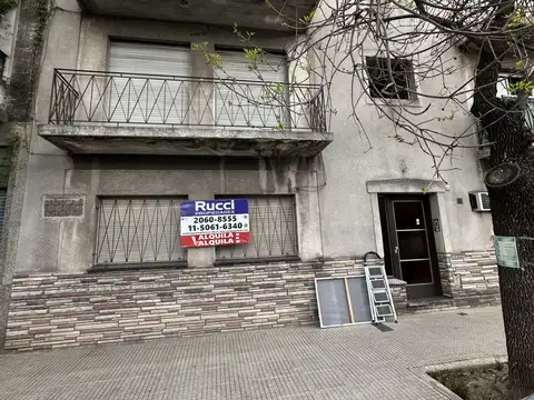 PH 3 AMB.AL FRENTE PB CON PATIO