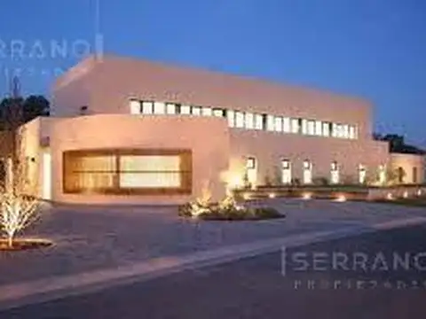 Venta casa 6 amb en Haras Santa Maria, Escobar.