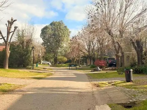 Avenida Benavídez 900