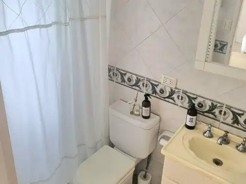 Casa 6 ambientes con 3 baños