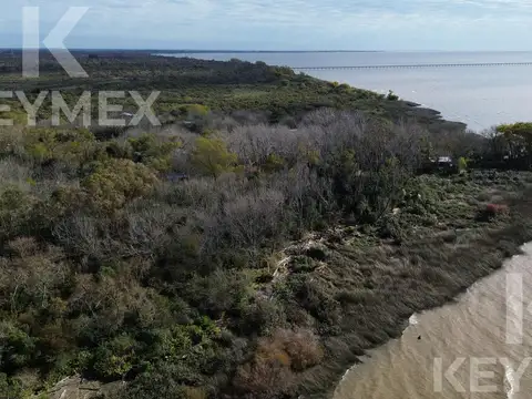 Isla Santiago, Ensenada al 1100