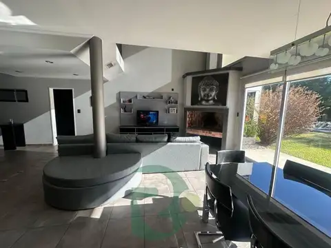 Casa en Venta de 5 dormitorios
