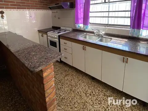 Casa en Venta en Perez, USD 80.000