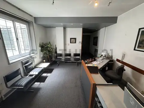 Oficina en Venta 60 años