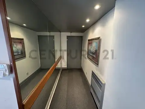 VENTA OFICINA COMERCIAL SAN NICOLAS 60 M²