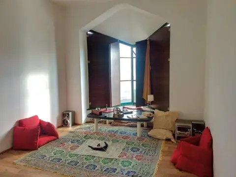 Casa 8 ambientes con 1 baño