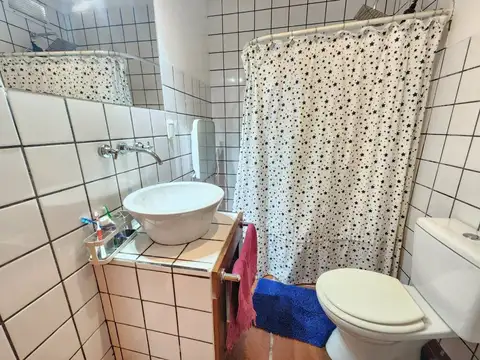 Casa 6 ambientes con 3 baños