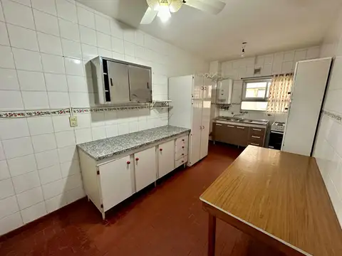 Departamento 5 ambientes con 1 baño