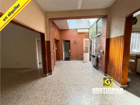 Depto Tipo Casa en Alquiler de 3 ambientes