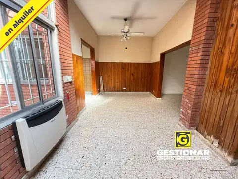 Depto Tipo Casa en Alquiler en Gerli, $ 900.000