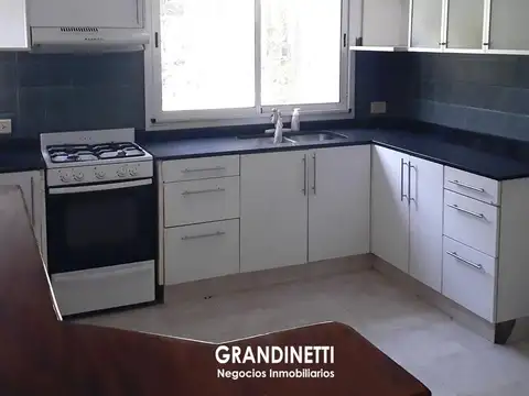 Juan José Paso al 8000