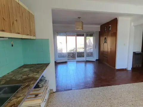 Depto Tipo Casa en Alquiler de 2 dormitorios