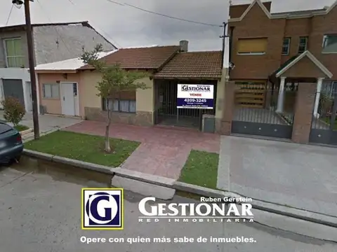 Casa 4 ambientes en venta