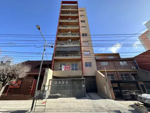 Alquiler Departamento de 3 Ambientes Cochera