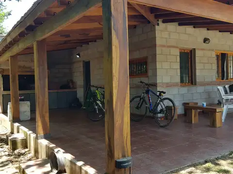 Casa 5 ambientes con 1 baño