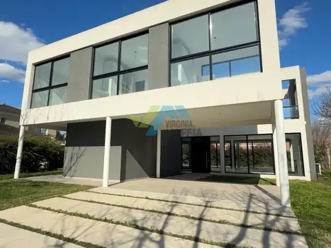 Casa  en Venta en Los Eucaliptos, Haras Santa Maria, Escobar
