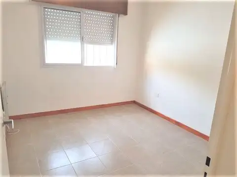 Depto Tipo Casa en Alquiler de 2 dormitorios