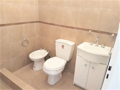 Depto Tipo Casa 3 ambientes con 1 baño