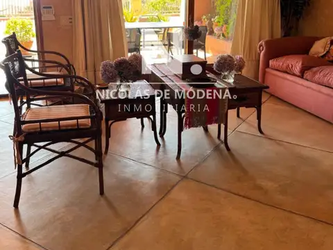 Vende apartamento en Marina del este, Punta Ballena 