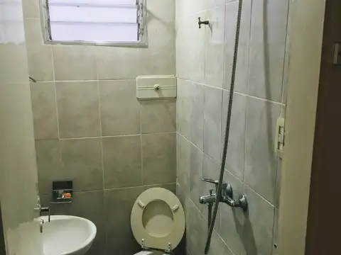 Departamento en Alquiler en Monte Grande, $ 500.000