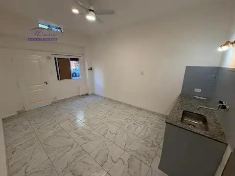 Local en Alquiler en Saavedra, $ 600.000