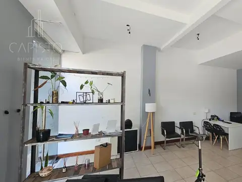 Local en Alquiler en Villa Ballester, $ 1.090.000