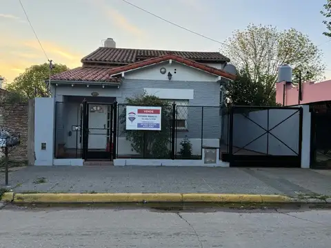 Venta Casa 2 plantas en Turdera