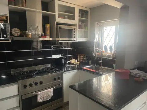 Venta Casa 2 plantas en Turdera