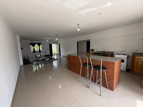 Quinta En Venta 800 m2 - Robles de Alvarez, Francisco Alvarez