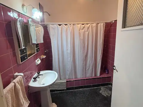 Depto Tipo Casa 2 ambientes con 1 baño