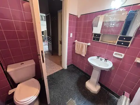 Depto Tipo Casa en Alquiler en Olivos, $ 700.000