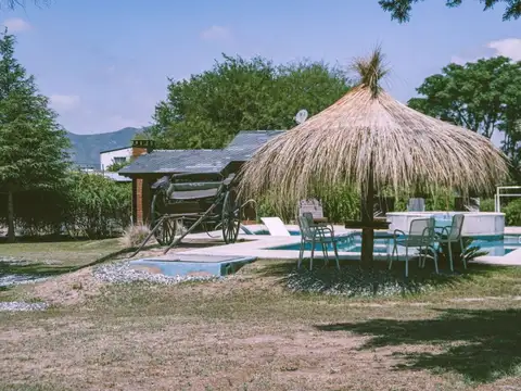 VENTA DE COMPLEJO DE CABAÑAS EN PARQUE SIQUIMAN