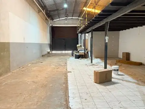 Galpon en Alquiler en Boedo, USD 3.500