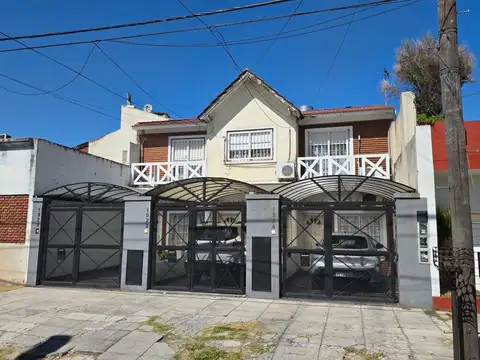 Av Marcelo T. de Alvear 1900