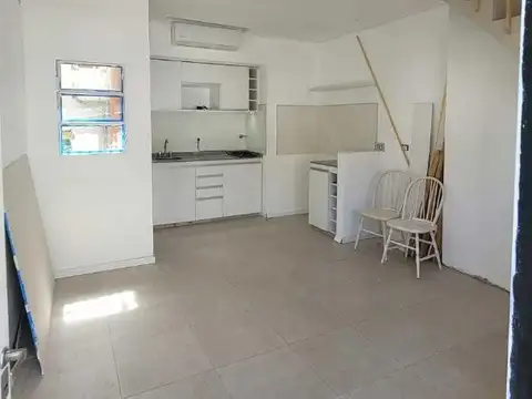 Depto Tipo Casa en Venta de 3 ambientes
