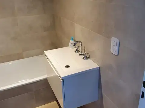 Oficina en Venta con 1 cochera