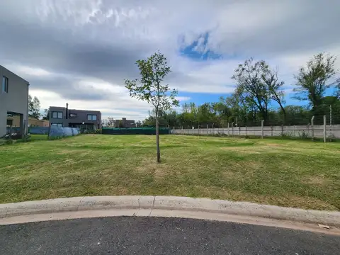 VENTA LOTE CENTRAL - BARRIO PRIVADO SANTO TOMAS