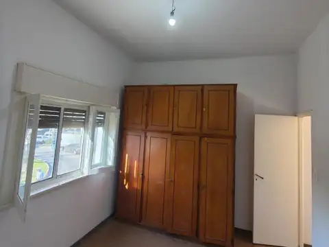Depto Tipo Casa en Alquiler 40 años