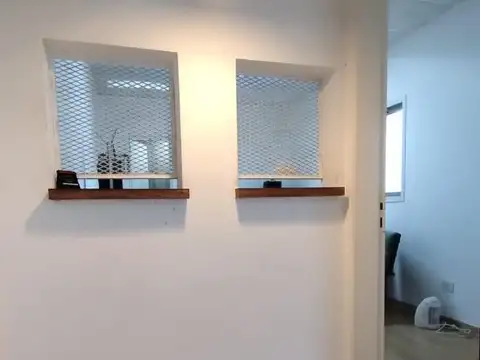 Oficina en Alquiler en Centro, $ 400.000