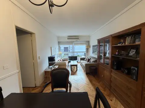 Semi Piso en Excelente Zona de Recoleta Luminoso con Balcón