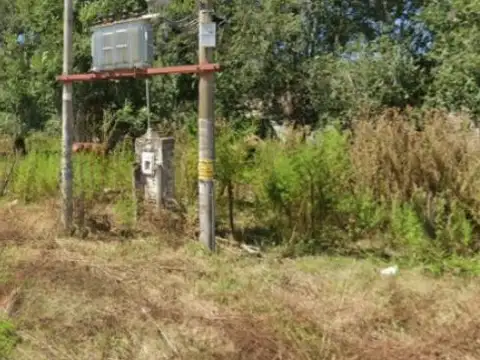 Eugenio Cárdenas e/ Acceso 16 de Julio y Azcuénaga