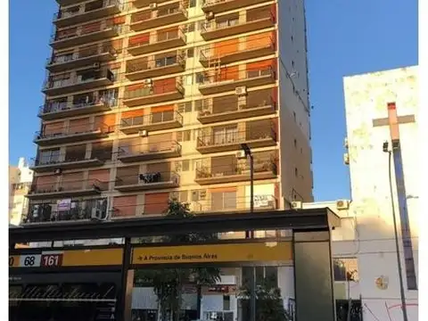 Lindo Monoambiente, en Excelente Ubicación, Apto Profesional