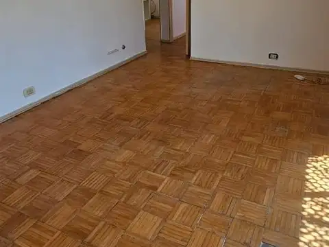 Departamento en Alquiler en Parque Centenario, $ 800.000