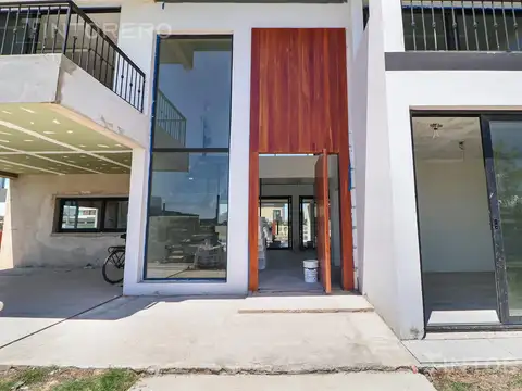 Casa en Venta en Countries y Barrios Cerrados en Ezeiza, USD 740.000