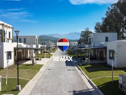 Casa en Venta en San Lorenzo, Capital
