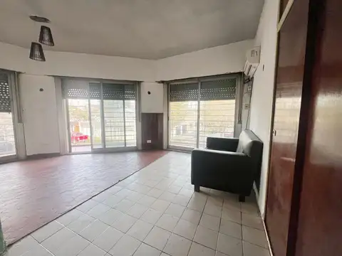 VENTA amplio PH 3 amb en planta alta, con balcón corrido, en Tigre, GBA Norte