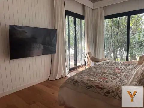 Casa en venta - 2 Dormitorios 1 Baño - 10.000Mts2 - Corrientes