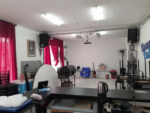 LOCAL COMERCIAL 60MTS EN VENTA APTO CREDITO LANUS
