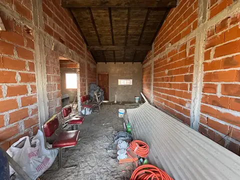 Casa 3 ambientes con 1 baño