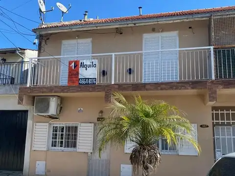 Dúplex en alquiler, en pequeño complejo